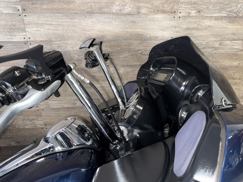 2013 Harley-Davidson FLTRU Road Glide Ultra LOW MILES! - 23007782 - 7