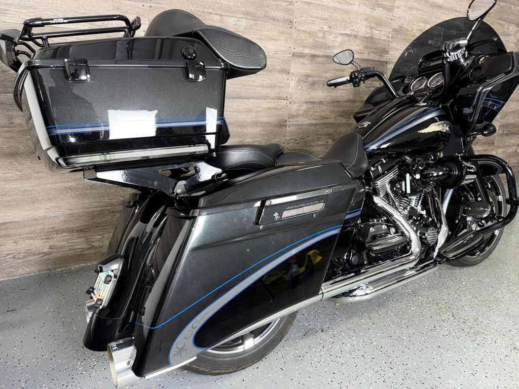 2013 Harley-Davidson FLTRXSE CVO Road Glide SUPER CLEAN! - 22905459 - 2