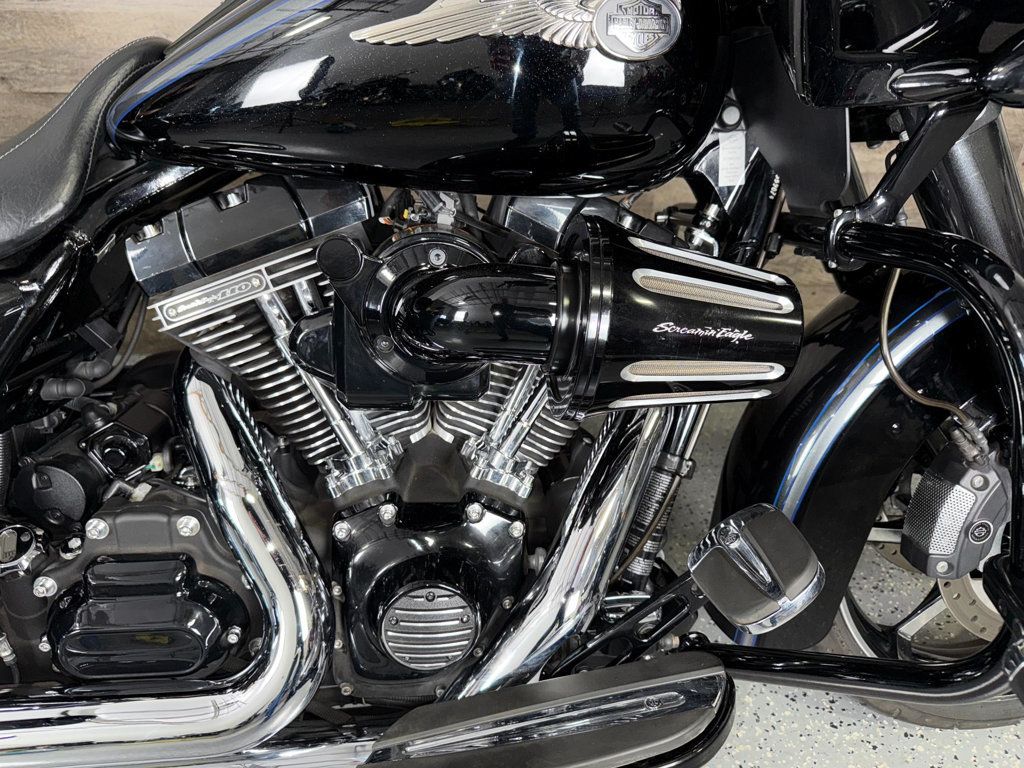 2013 Harley-Davidson FLTRXSE CVO Road Glide SUPER CLEAN! - 22905459 - 5
