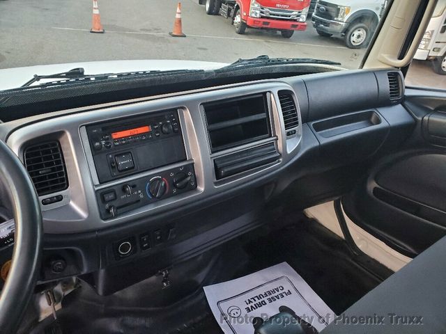 2013 HINO 238 Regular Cab 2dr Chassis DRW - 21802470 - 13