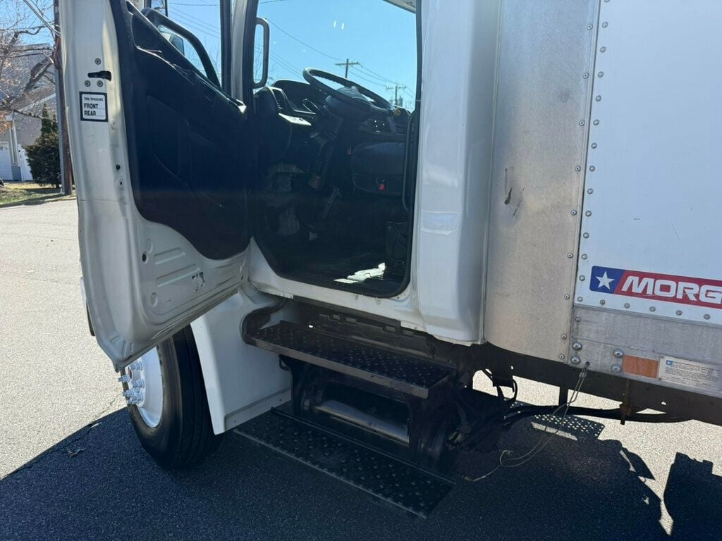 2013 HINO 268 25 FOOT BOX WITH LIFTGATE FINANCING AND SHIPPING AVAILABLE - 22792078 - 21