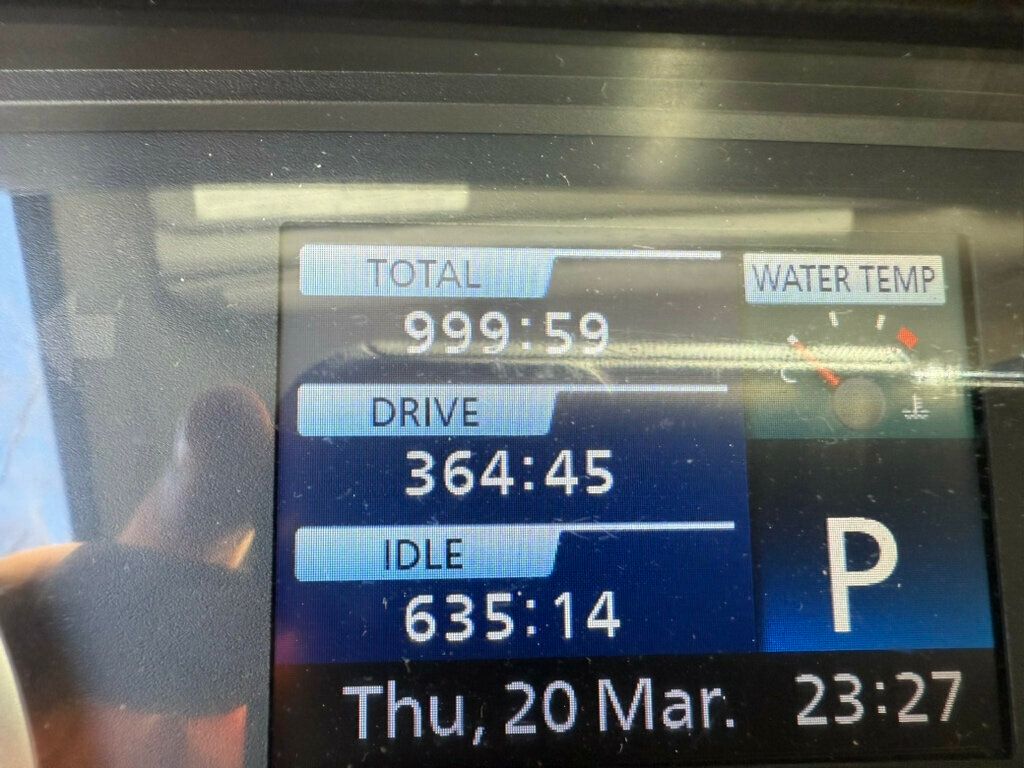 2013 HINO 268 25 FOOT BOX WITH LIFTGATE FINANCING AND SHIPPING AVAILABLE - 22792078 - 28