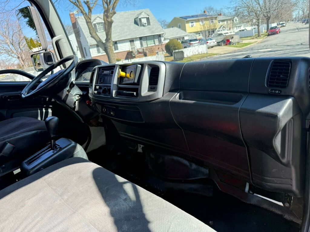 2013 HINO 268 25 FOOT BOX WITH LIFTGATE FINANCING AND SHIPPING AVAILABLE - 22792078 - 38