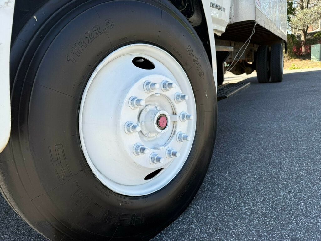 2013 HINO 268 25 FOOT BOX WITH LIFTGATE FINANCING AND SHIPPING AVAILABLE - 22792078 - 45