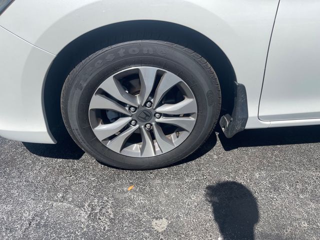 2013 HONDA ACCORD SDN LX - 23065424 - 8