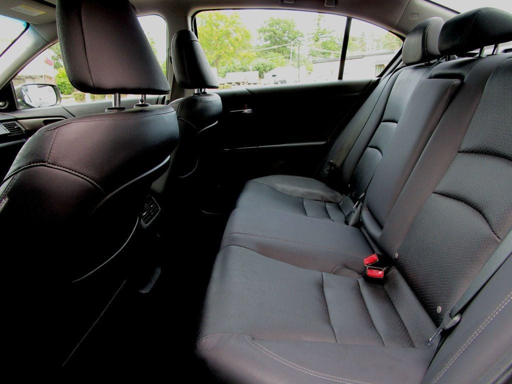 2013 Honda Accord EX-L photo 14