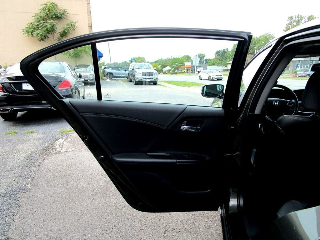 2013 Honda Accord EX-L photo 26