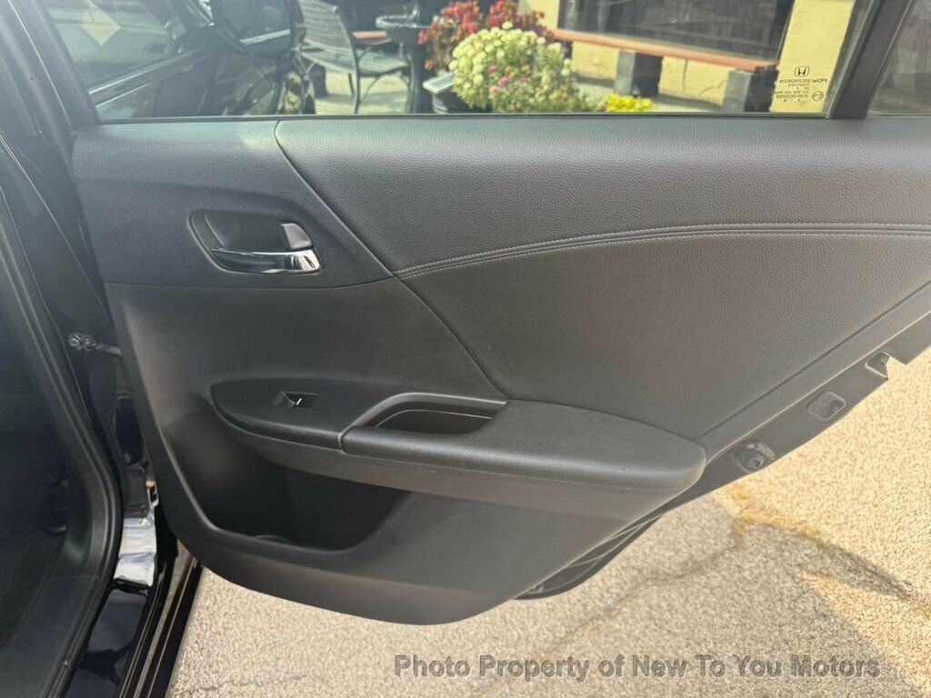 2013 Honda Accord EX-L photo 18