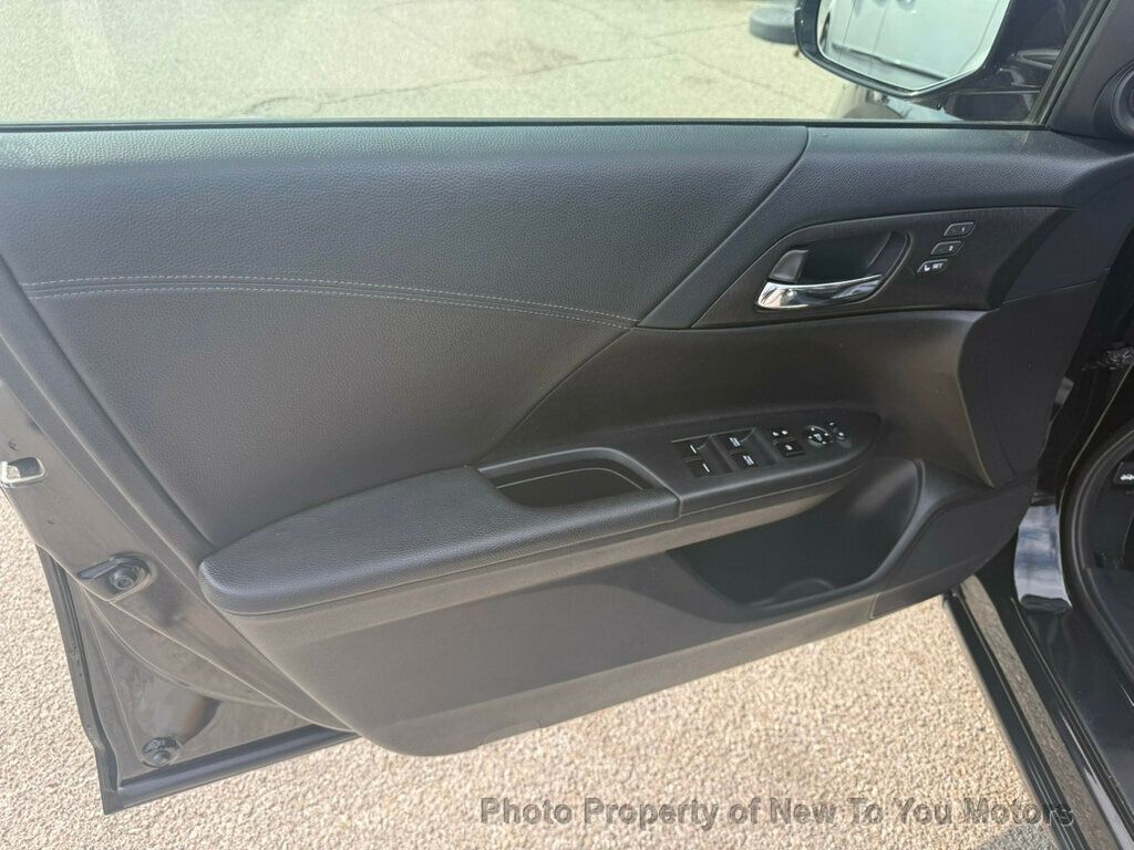 2013 Honda Accord EX-L photo 19