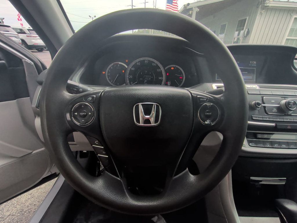 Honda Accord photo 15