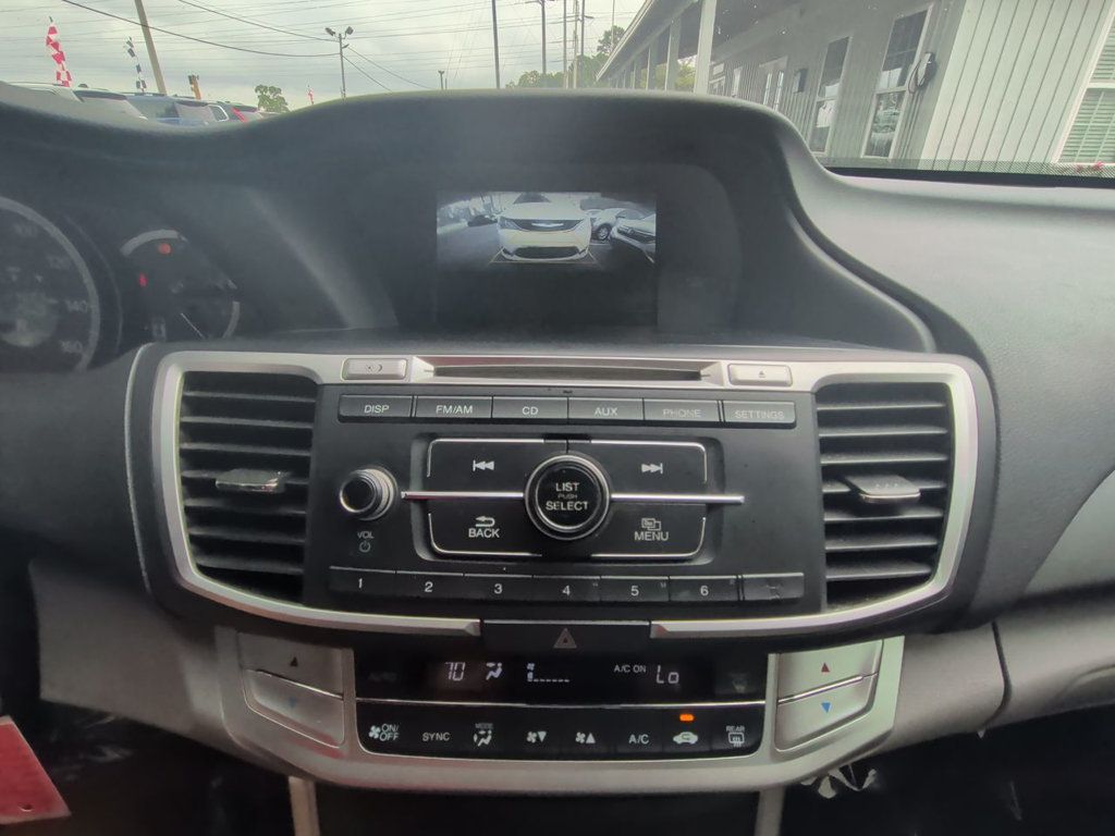 Honda Accord photo 18