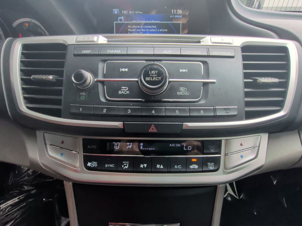 Honda Accord photo 19