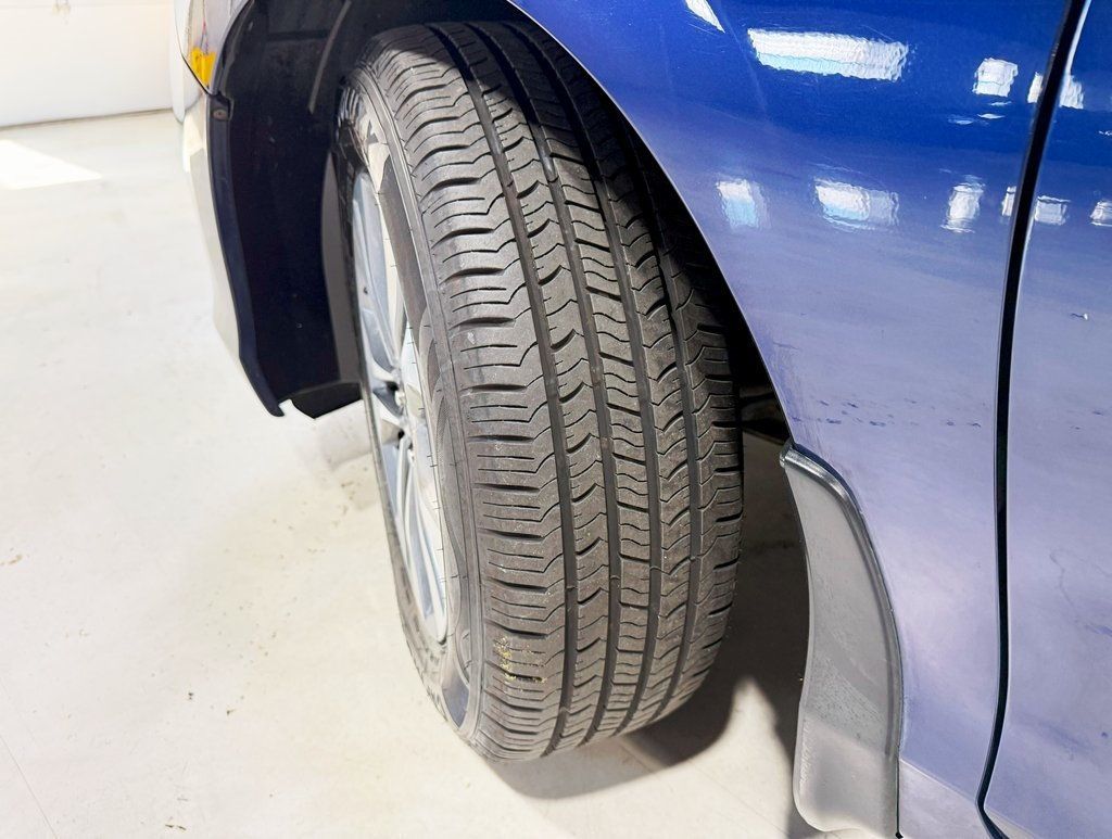 2013 Honda Accord LX photo 2