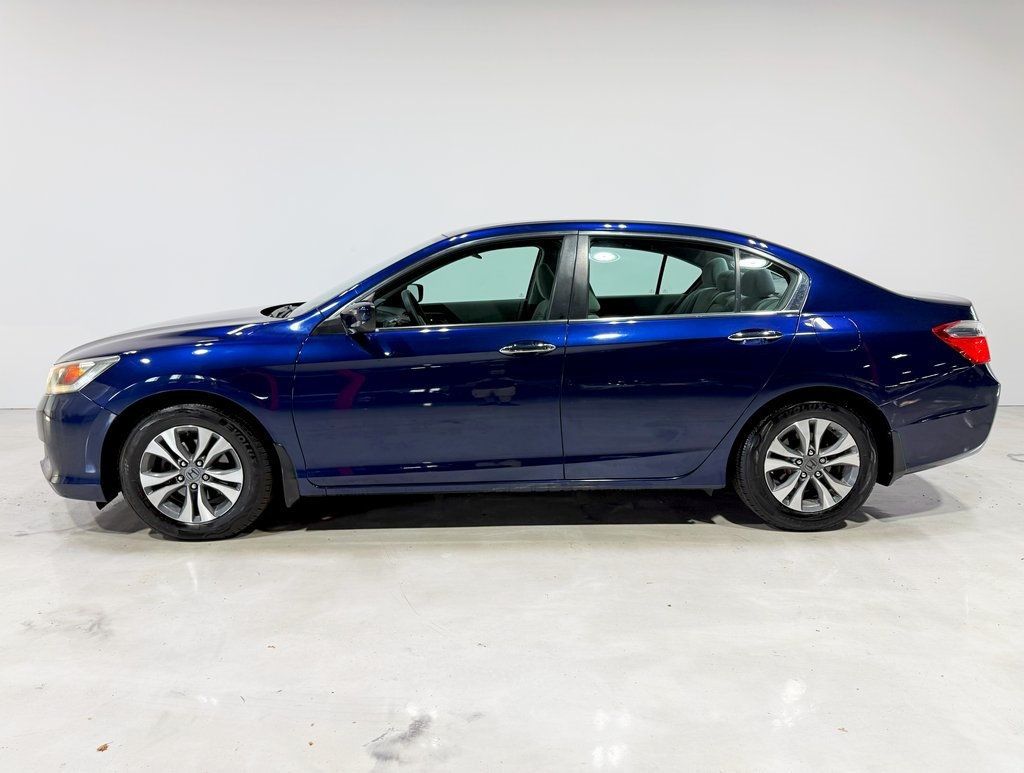 2013 Honda Accord LX photo 3