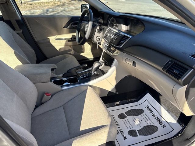 2013 Honda Accord Sedan 4dr I4 CVT LX - 23003237 - 12