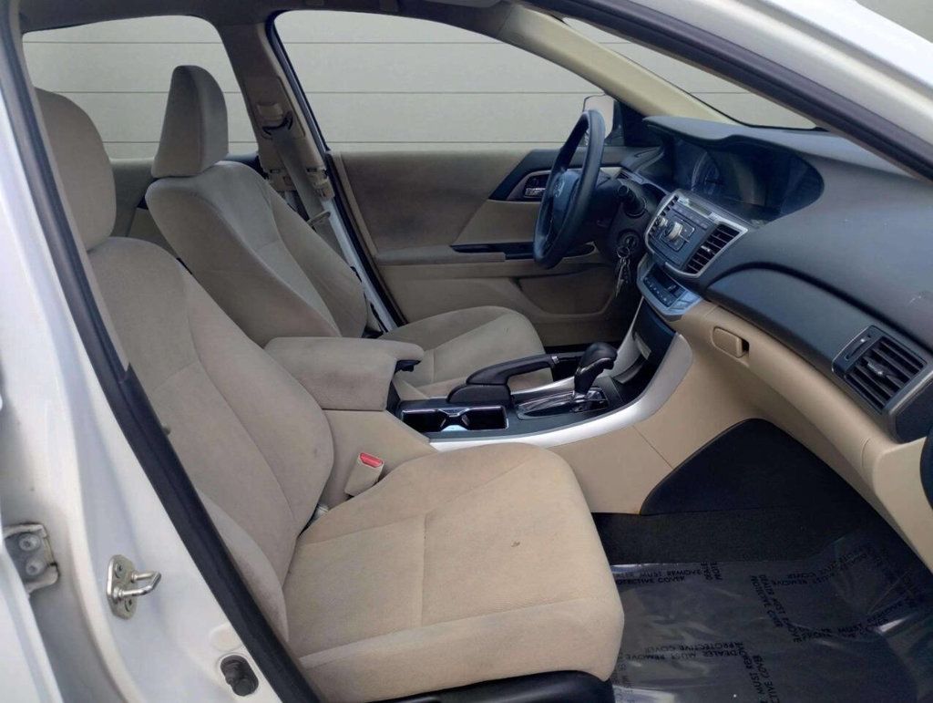 2013 Honda Accord Sedan 4dr I4 CVT LX - 22929249 - 17