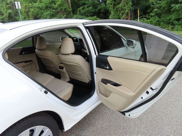 2013 Honda Accord Sedan 4dr V6 Automatic Touring - 23047420 - 22