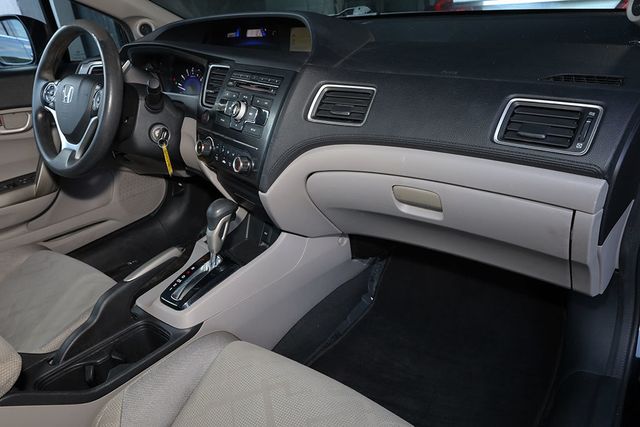 2013 HONDA Civic Coupe 2dr Automatic LX - 22961701 - 16