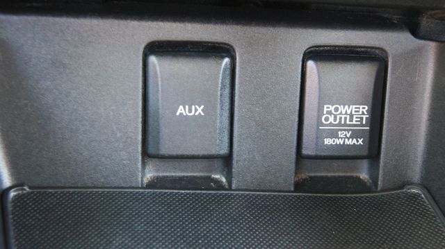 2013 Honda Civic Coupe JUST SERVICED , VERY CLEAN INSIDE AND OUT  - 22805590 - 19