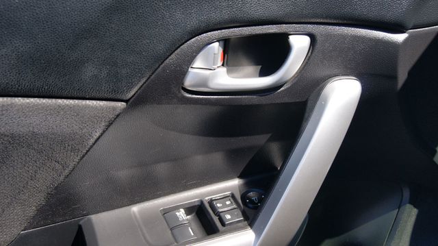 2013 Honda Civic Coupe JUST SERVICED , VERY CLEAN INSIDE AND OUT  - 22805590 - 28