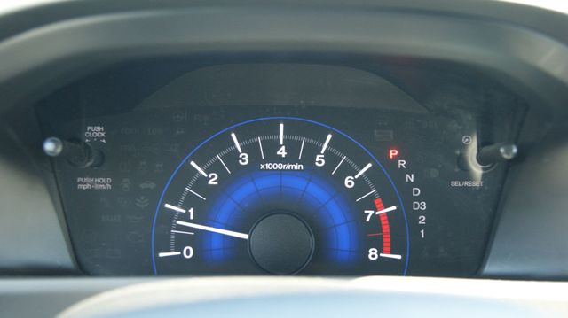 2013 Honda Civic Coupe JUST SERVICED , VERY CLEAN INSIDE AND OUT  - 22805590 - 2