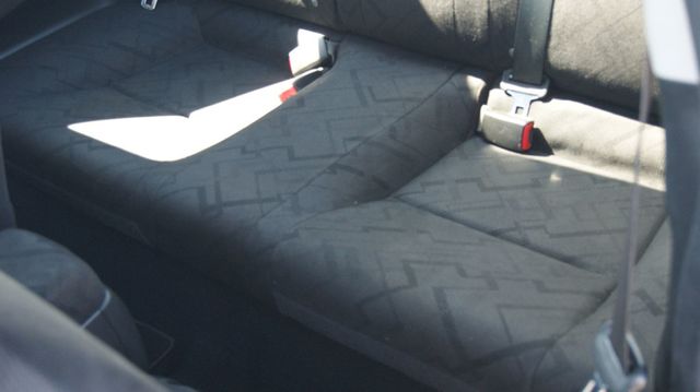 2013 Honda Civic Coupe JUST SERVICED , VERY CLEAN INSIDE AND OUT  - 22805590 - 32