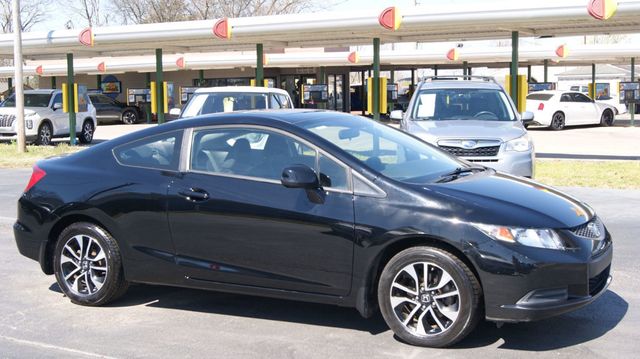 2013 Honda Civic Coupe JUST SERVICED , VERY CLEAN INSIDE AND OUT  - 22805590 - 5