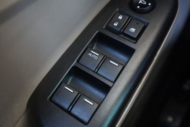 2013 Honda Civic Hybrid Hybrid - 23093844 - 35