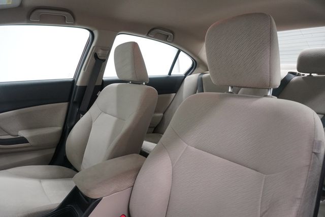 2013 Honda Civic Sedan 4dr Automatic LX - 23032244 - 10