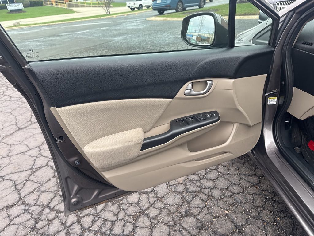 2013 Honda Civic Sedan 4dr Automatic LX - 23008936 - 17