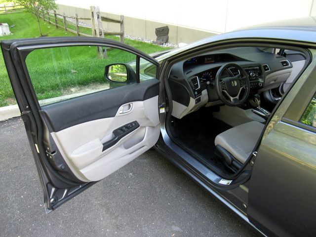 2013 Honda Civic Sedan 4dr Automatic LX - 23023141 - 15