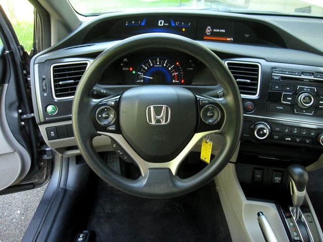 2013 Honda Civic Sedan 4dr Automatic LX - 23023141 - 18