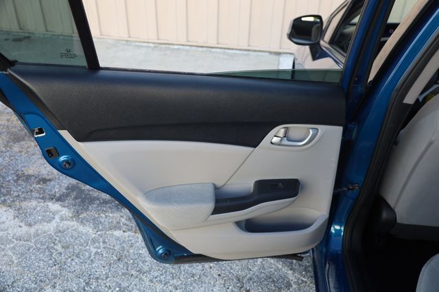 2013 Honda Civic Sedan 4dr Automatic LX - 22833554 - 17