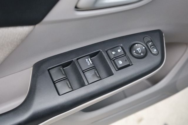 2013 Honda Civic Sedan 4dr Automatic LX - 22925233 - 21