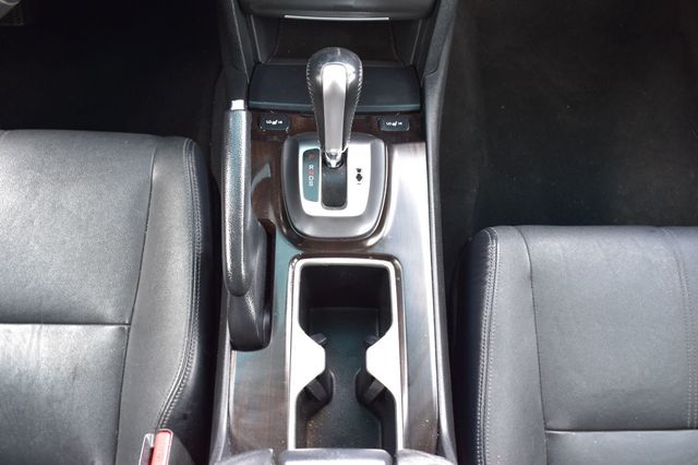 2013 Honda Crosstour 4WD V6 5dr EX-L - 22999671 - 26