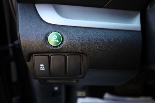 2013 Honda CR-V 2WD 5dr LX - 22935952 - 32