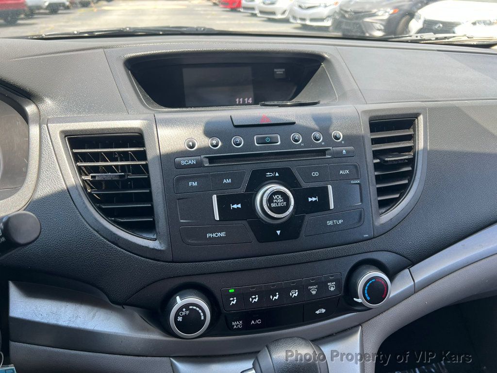 2013 Honda CR-V LX photo 10