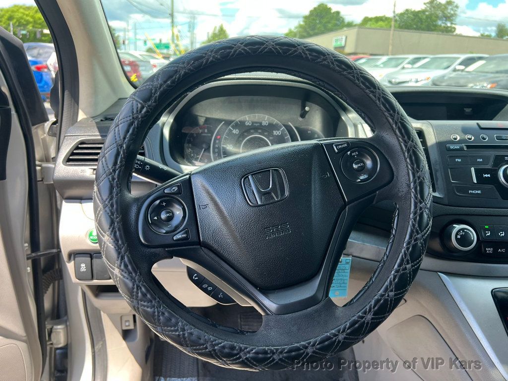 2013 Honda CR-V LX photo 12