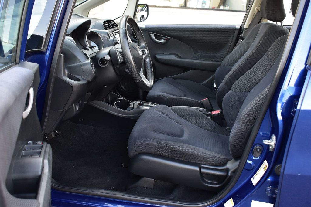 2013 Honda Fit Sport Navi photo 13