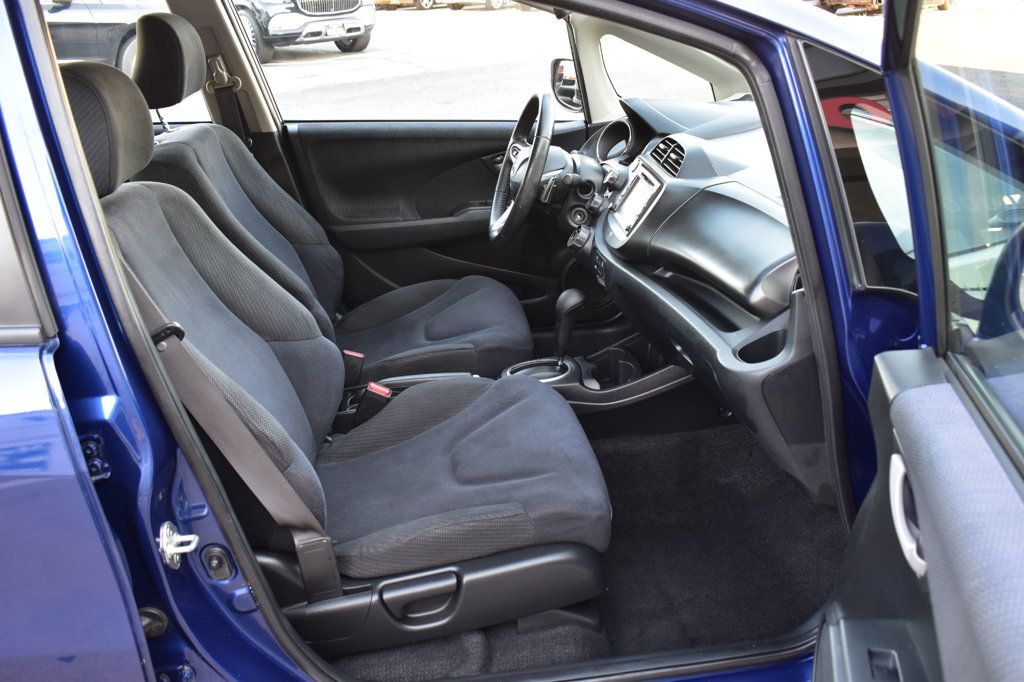 2013 Honda Fit Sport Navi photo 14
