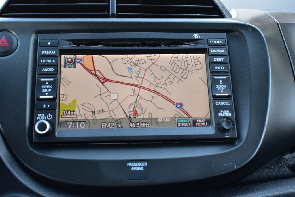 2013 Honda Fit Sport Navi photo 26