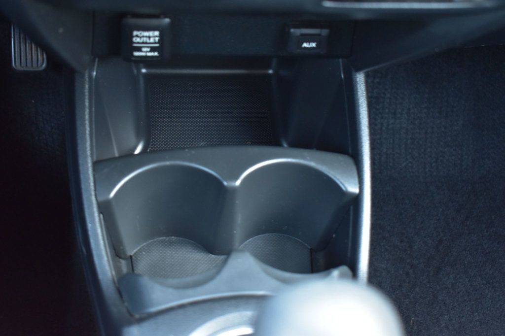 2013 Honda Fit Sport Navi photo 31