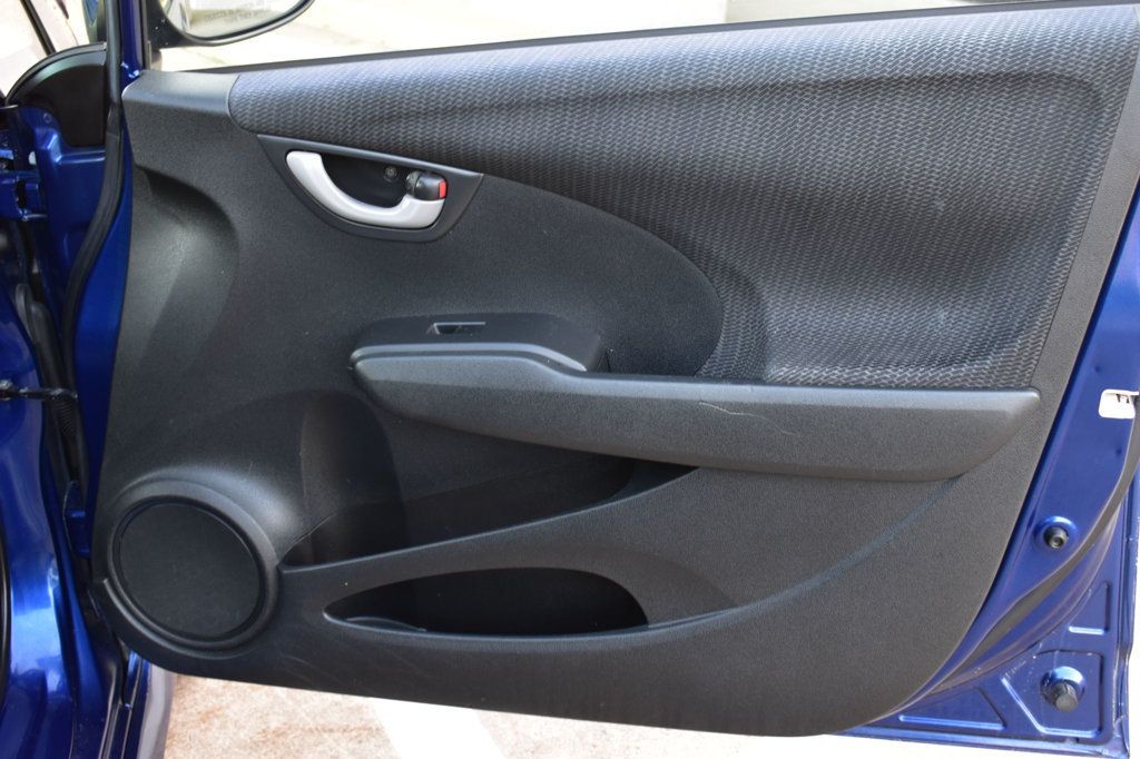 2013 Honda Fit Sport Navi photo 36