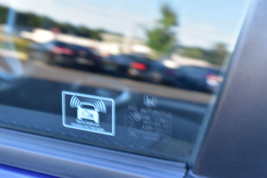 2013 Honda Fit Sport Navi photo 42