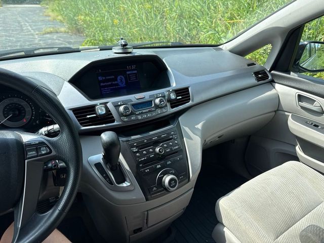 2013 Honda Odyssey 5dr EX - 23075884 - 13