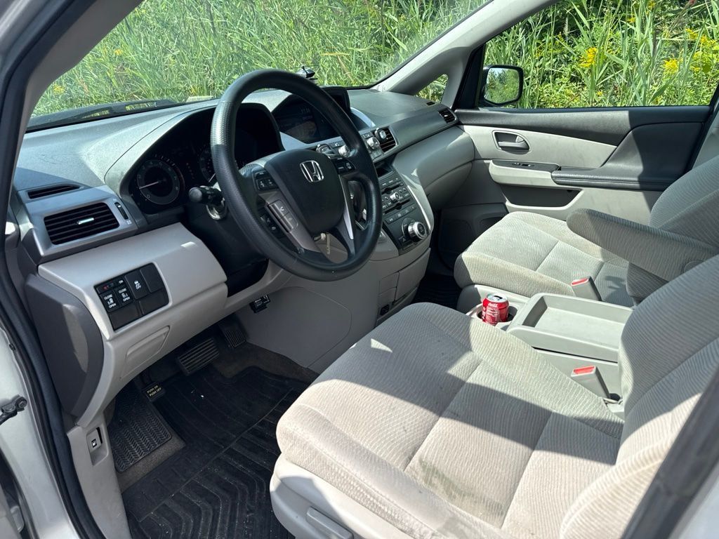 2013 Honda Odyssey 5dr EX - 23075884 - 6