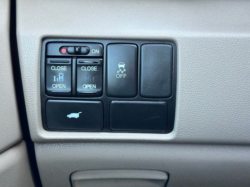 2013 Honda Odyssey 5dr EX-L - 22918915 - 40