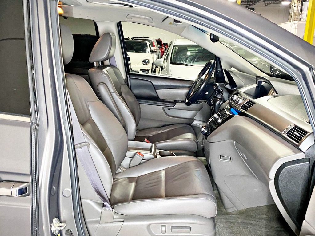 2013 Honda Odyssey 5dr Touring - 22222887 - 25