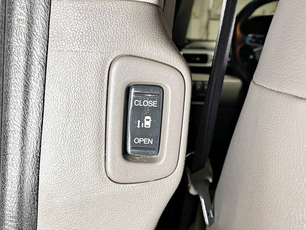 2013 Honda Odyssey 5dr Touring - 22222887 - 41