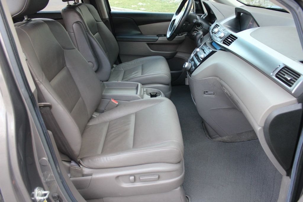 2013 Honda Odyssey 5dr Touring Elite - 22989253 - 25